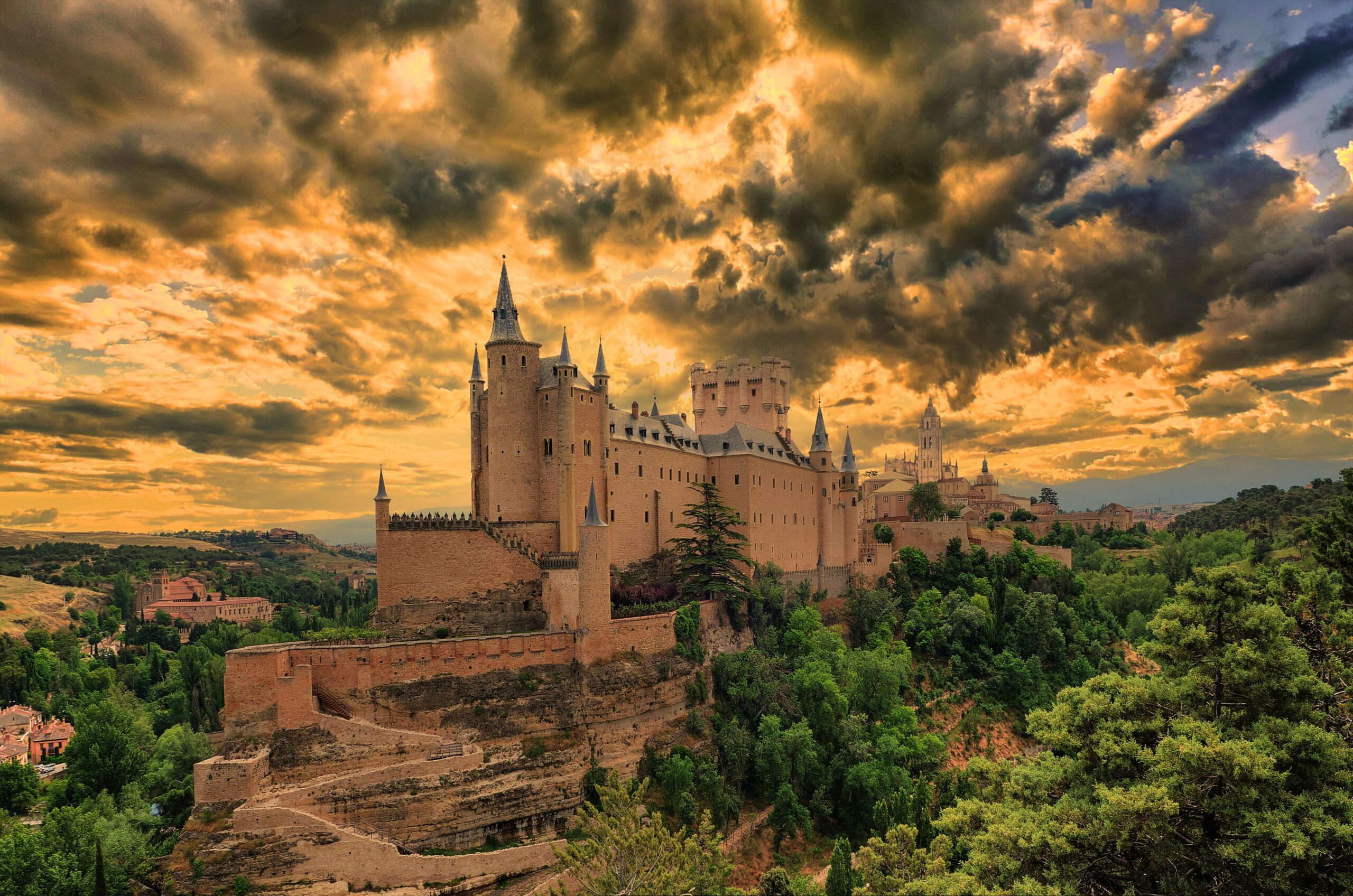 spagna-alcazar-de-segovia-6582779