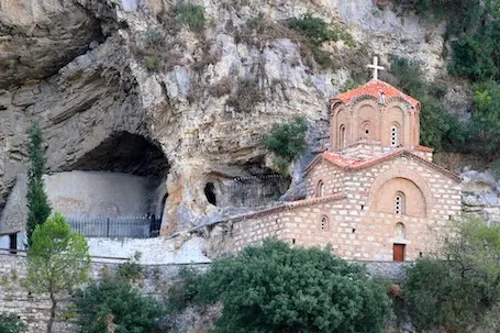 albania-berat-Depositphotos_6591223_455