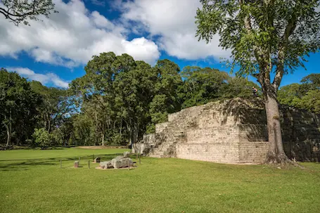 honduras-copan-maya-Depositphotos_108767660_455