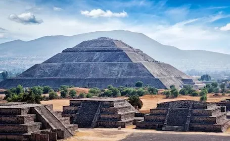 messico-teotihuacan-Depositphotos_93236610_455
