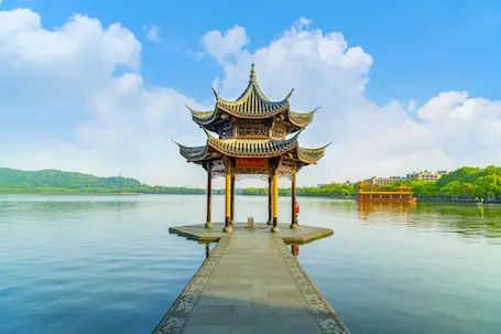 cina-Depositphotos_359687068_455