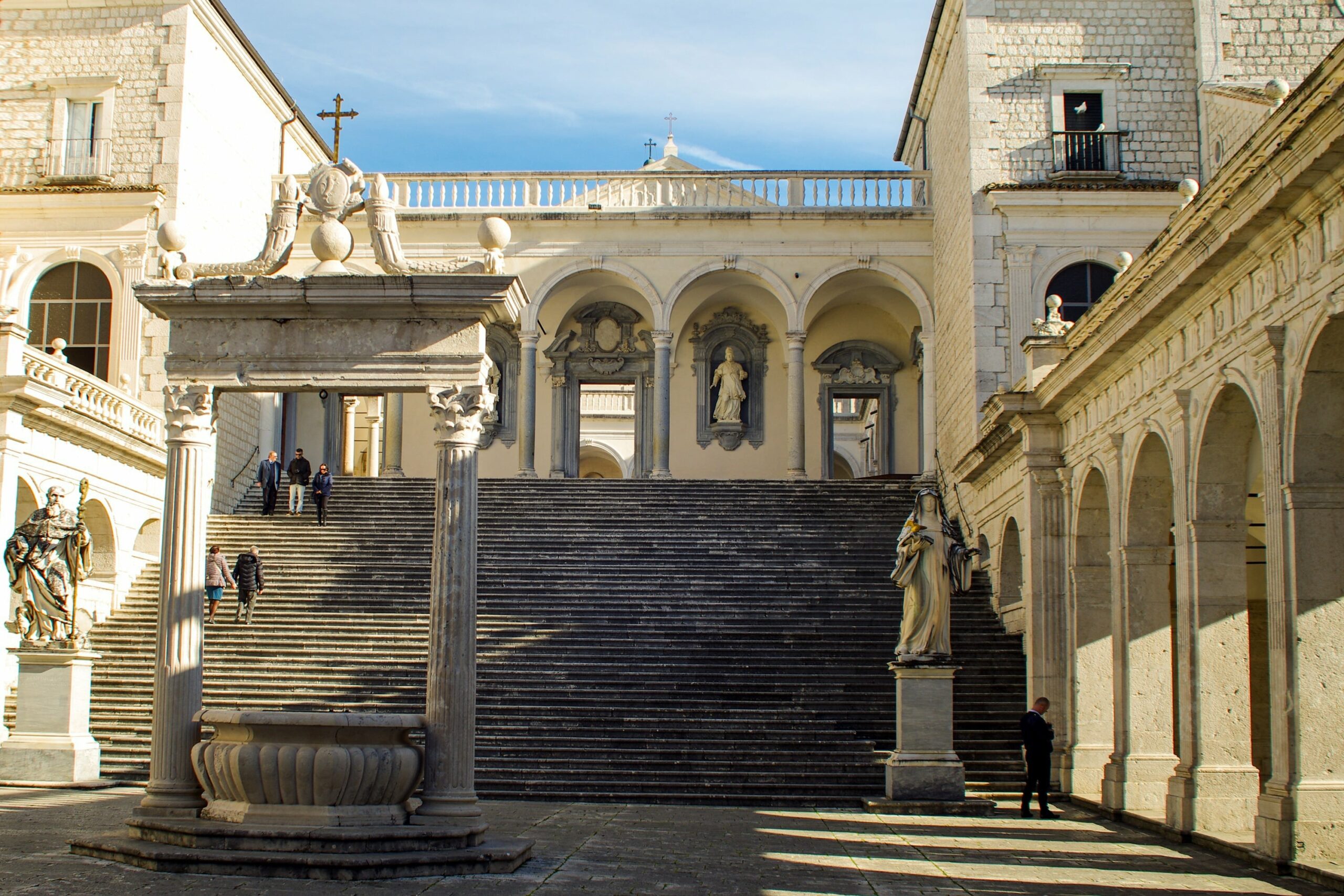 valtercirillo-montecassino-abbey-1688650